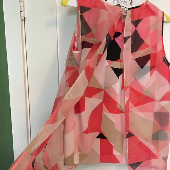Vince Camuto Pink & Red Geometric Layered Blouse - Picture 8 of 16